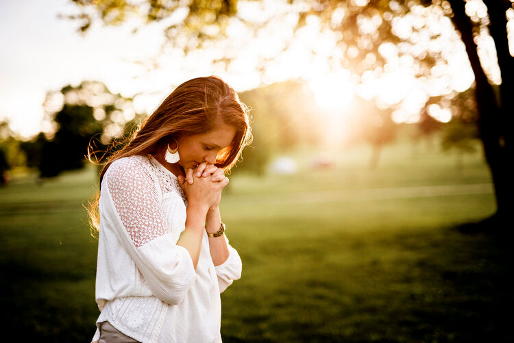 10 Ways to Press Pause on the Worry Button